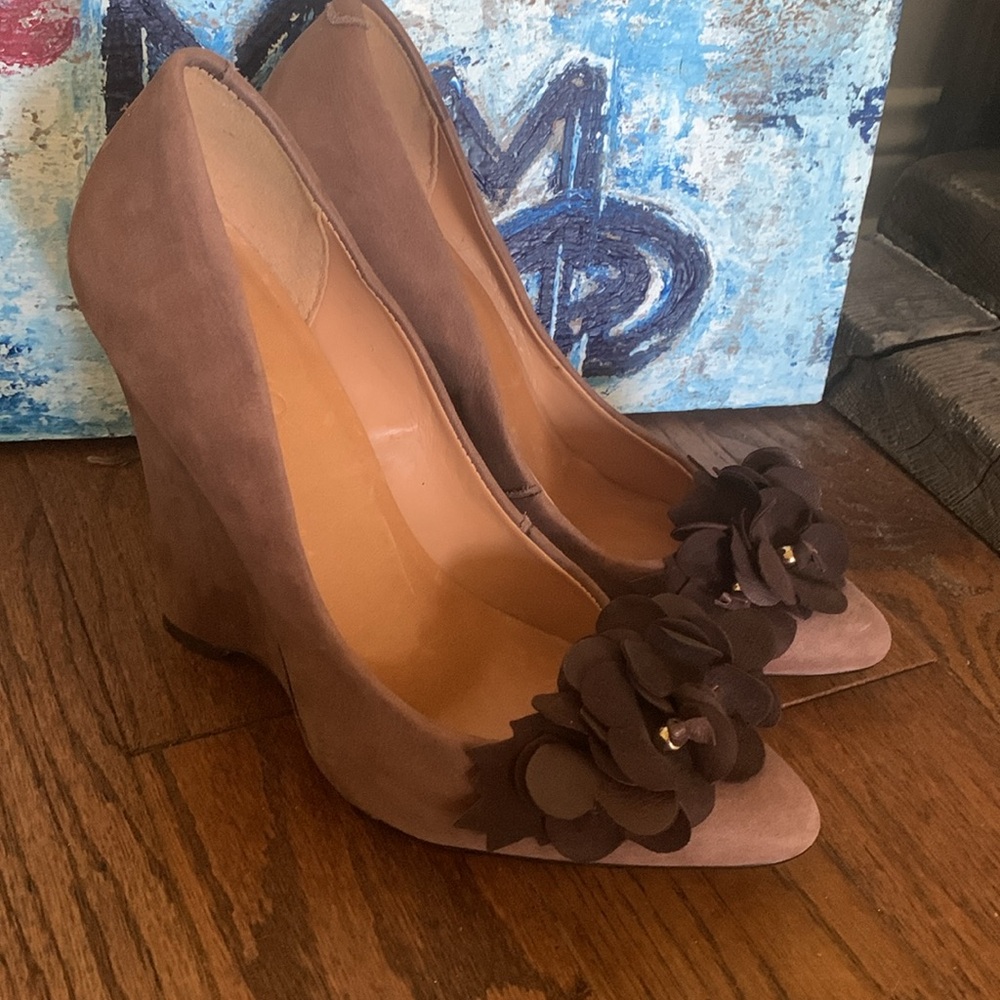 VIA UNO Sz 8 Wedge Heels Brown Floral Suede Leather NWT